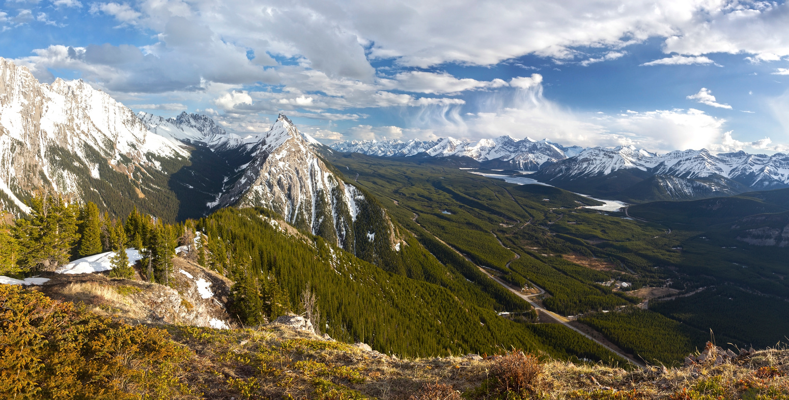 Panoramic View South to Kananaskis Lakes area from first highpoint of King Creek Ridge. Mount Wintour centre left