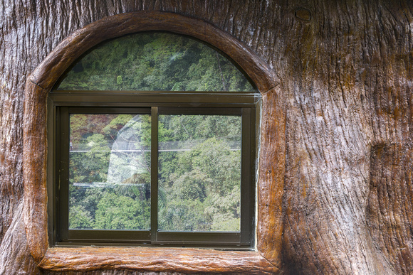 Arenal Window Frame