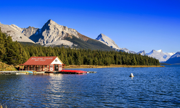 Maligne Boathouse